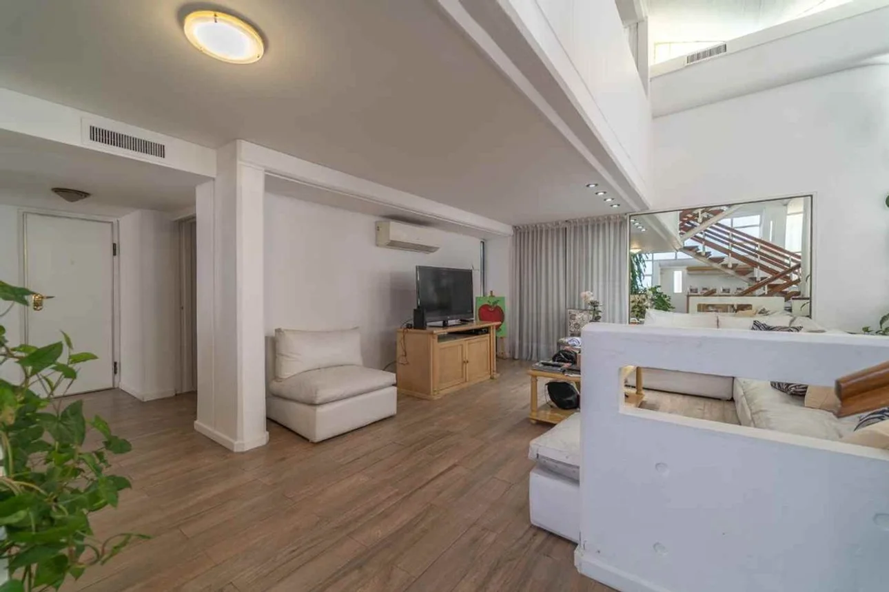 Casa de 5 ambientes en venta en Liniers, Boquerón 6900