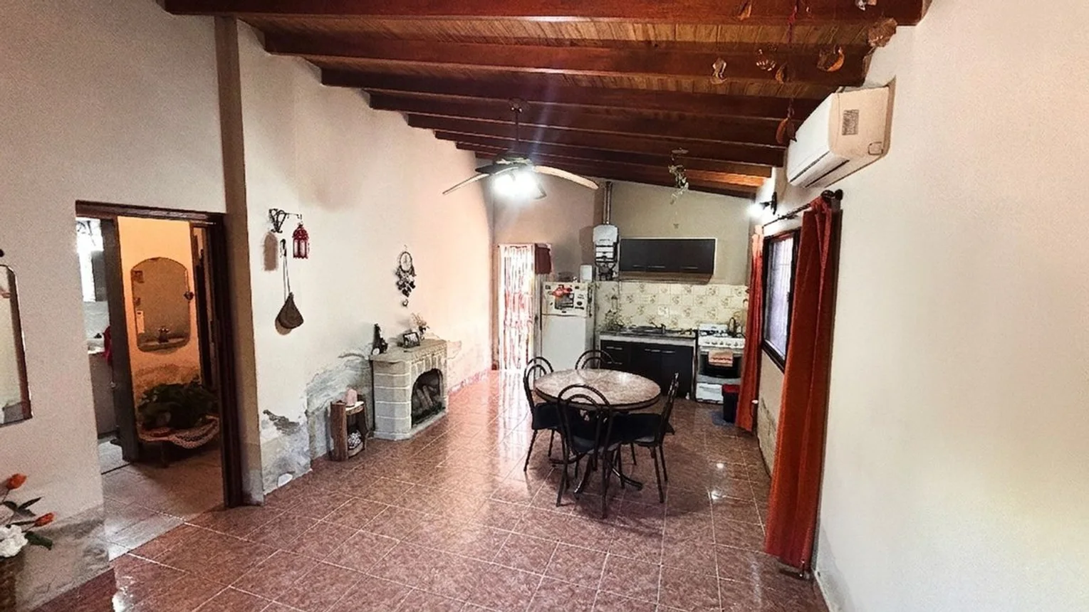 Casa en venta en Aldo Bonzi, Cucha Cucha 2300
