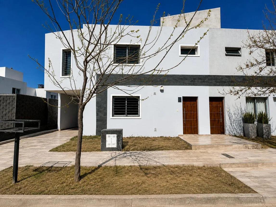 Casa dúplex en venta en Córdoba, foto 2