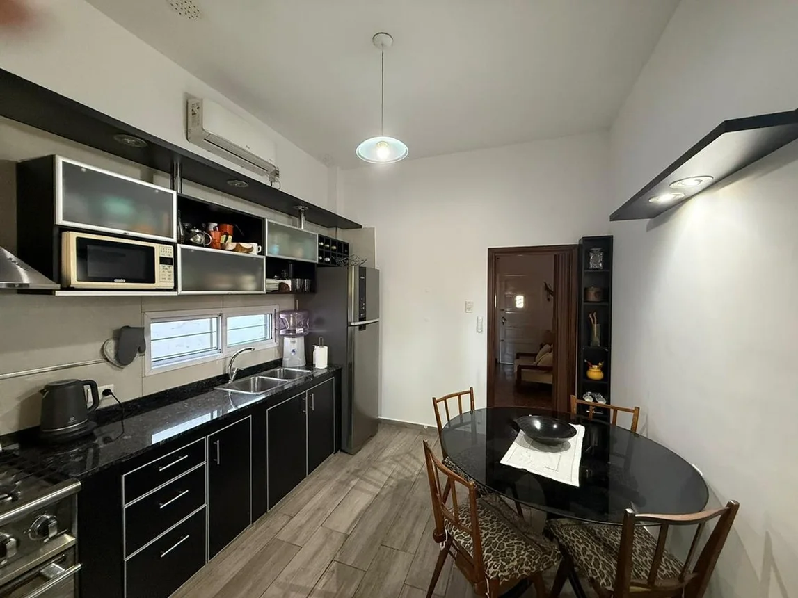 Casa de 4 ambientes en venta en Ezpeleta Este, Domingo Sobral 300, foto 2