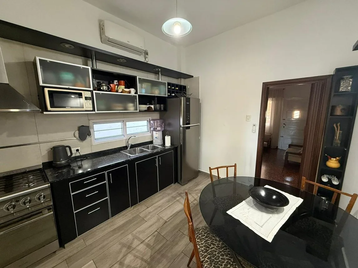 Casa de 4 ambientes en venta en Ezpeleta Este, Domingo Sobral 300, foto 3