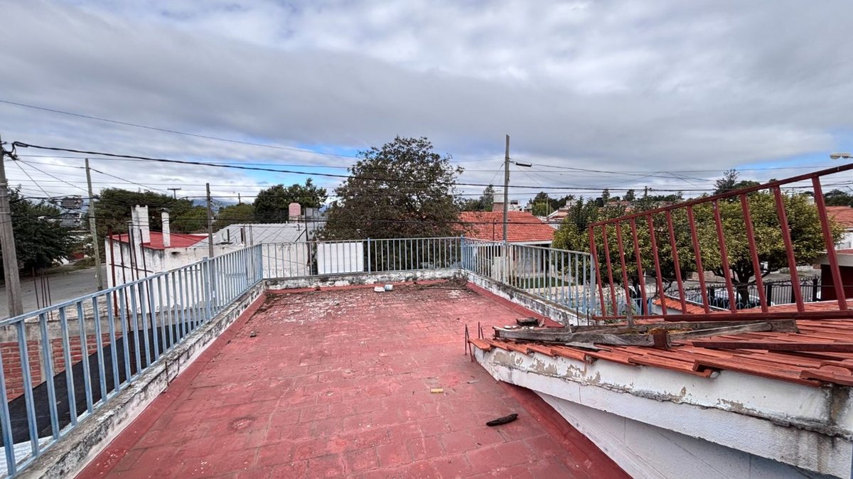 CASA VENTA BARRIO INTERSINDICAL 3 DORMITORIOS - foto 9
