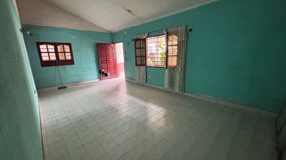 CASA VENTA BARRIO INTERSINDICAL 3 DORMITORIOS - foto 12