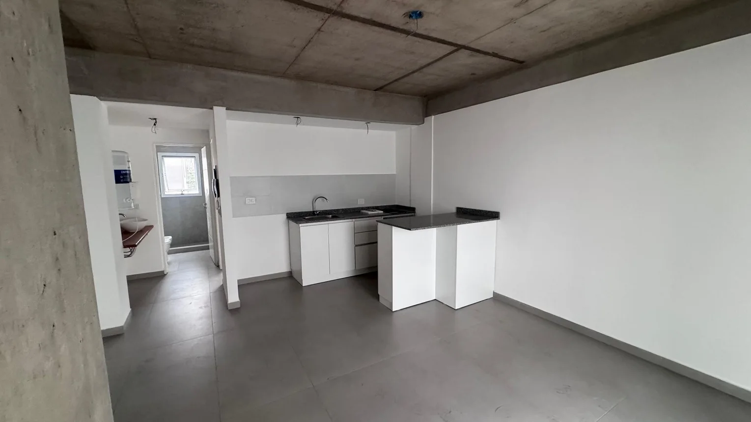Departamento de 2 ambientes en venta en Banfield, Belgrano 1200, foto 2