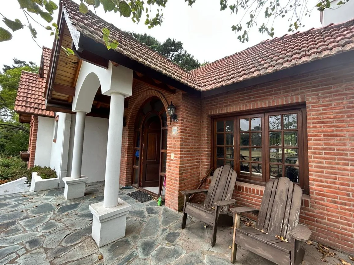 Casa en venta en Pinamar, foto 2