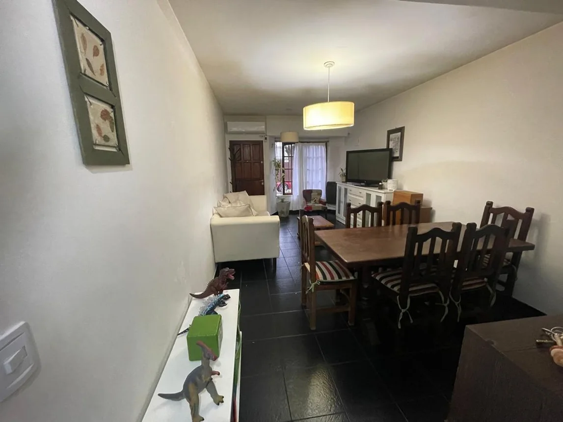 Casa dúplex en venta en Castelar, foto 5