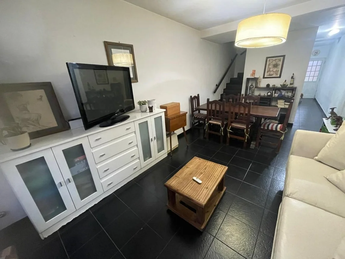 Casa dúplex en venta en Castelar, foto 4