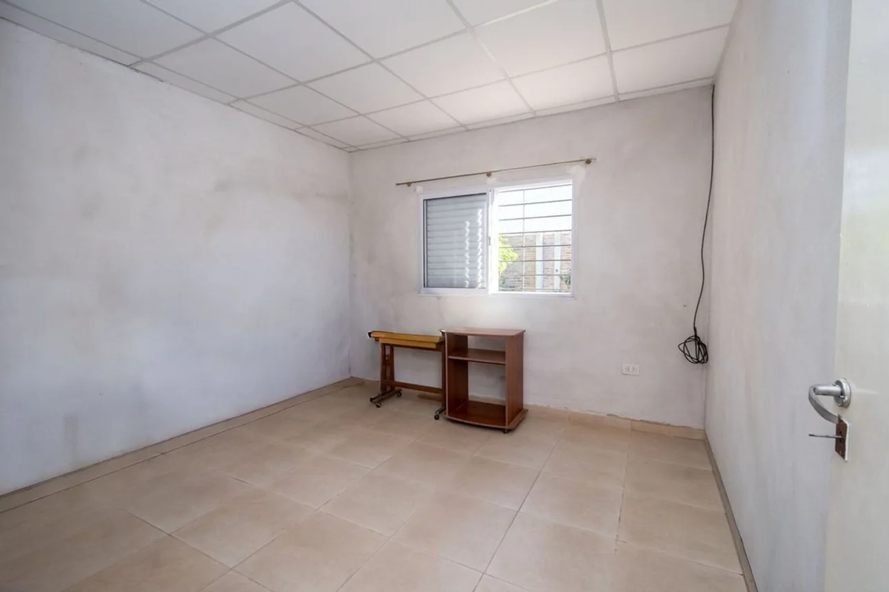 Casa de 3 ambientes en venta en Santa Fe, Calle Grandoli 9300, foto 5