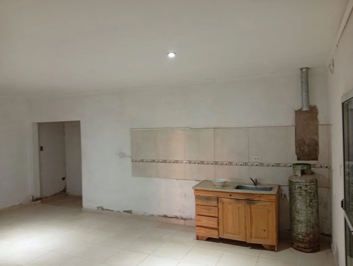 Casa de 3 ambientes en venta en Santa Fe, Calle Grandoli 9300, foto 3