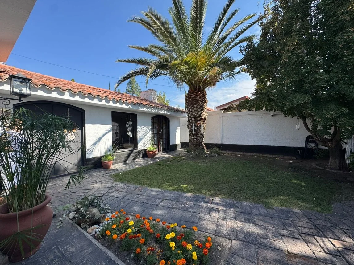 Casa en venta en Luján de Cuyo