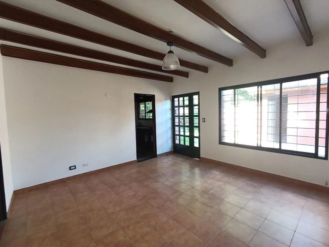 Casa de 4 ambientes en venta en Hurlingham, Diego de Carvajal 800, foto 2
