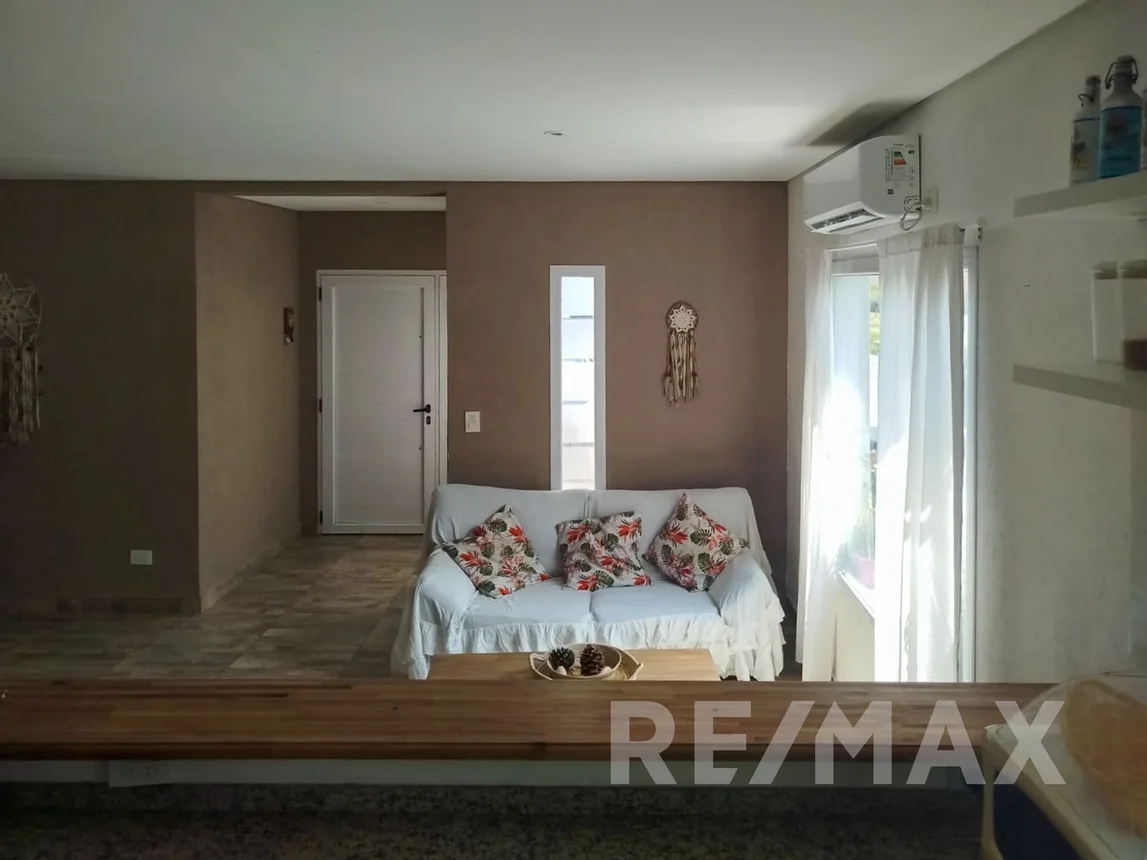 Casa de 4 ambientes en alquiler en Pilar, 12 de Octubre 56500, foto 4