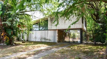 Se vende casa en Salinas