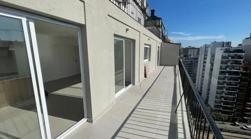 3 Amb. Remodelado con Balcón Terraza en Belgrano