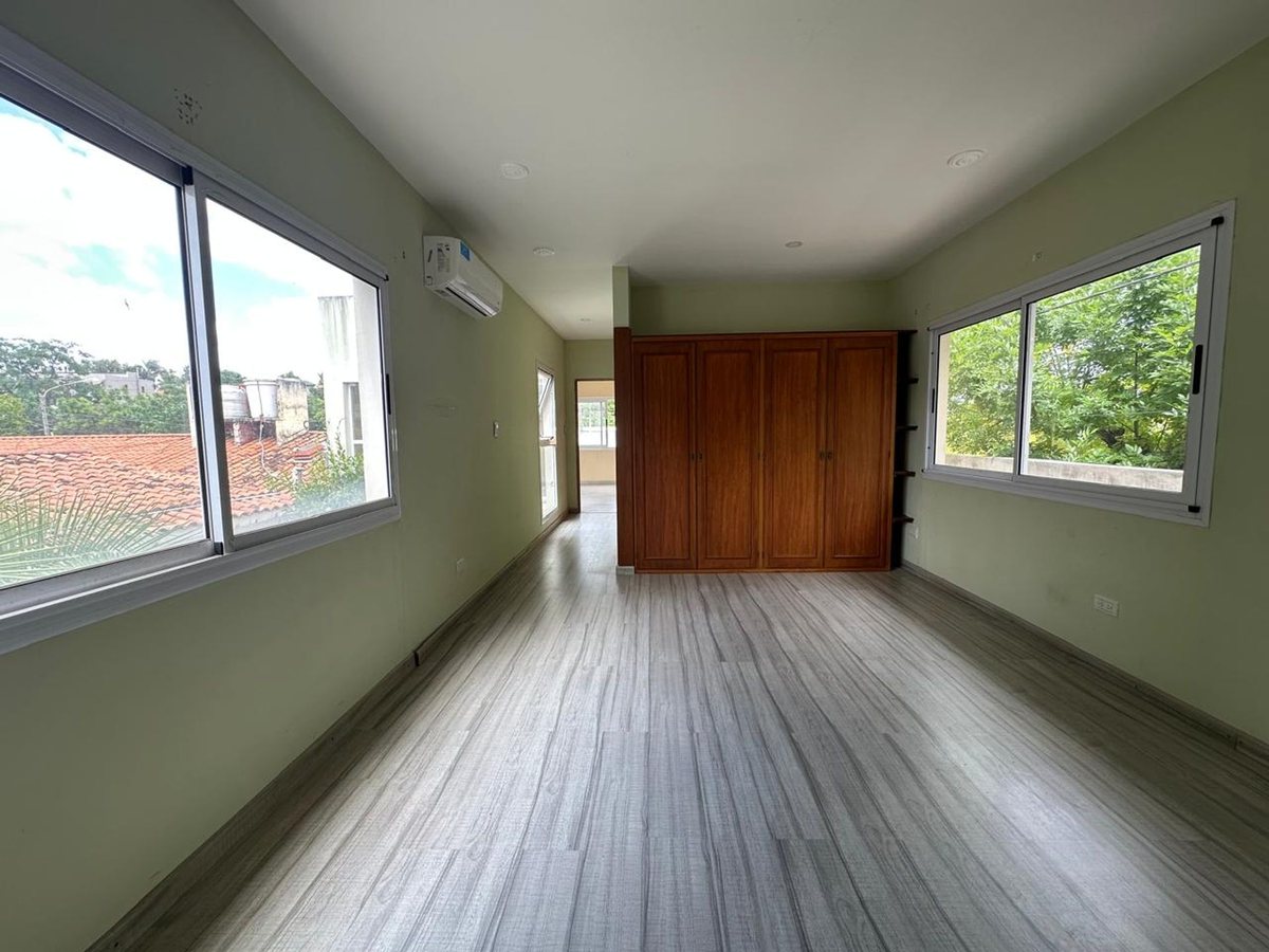 CASA EN VENTA LOS PINOS 2 DORM ZONA GRAND BOURG - foto 7