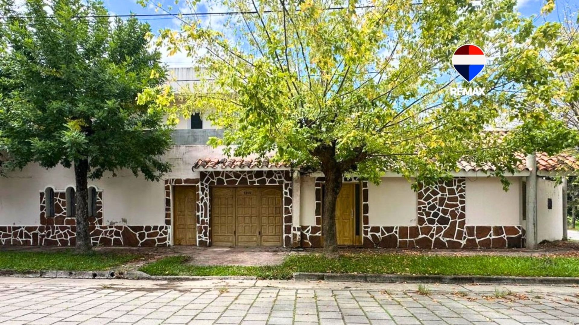 CASA EN VENTA LOS PINOS 2 DORM ZONA GRAND BOURG - foto 1