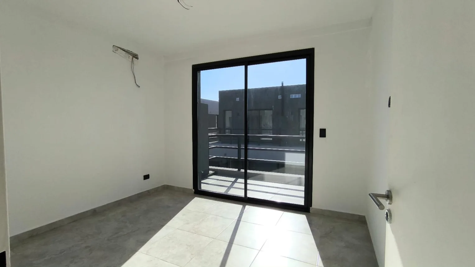Dúplex de 2 ambientes en venta en Manuel Alberti, Las Malvones 3700, foto 3