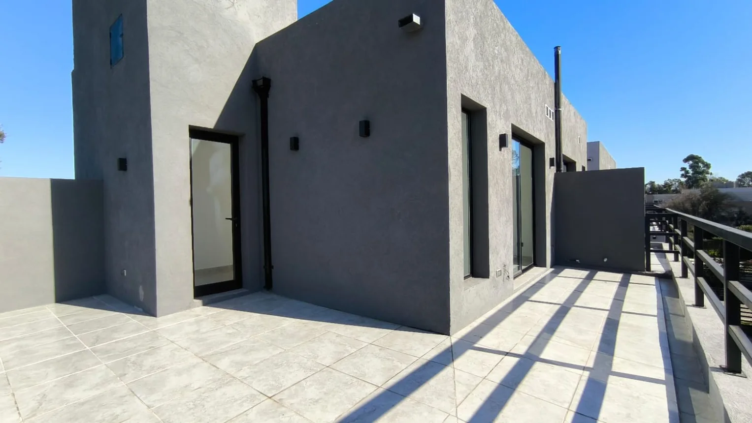 Dúplex de 2 ambientes en venta en Manuel Alberti, Las Malvones 3700