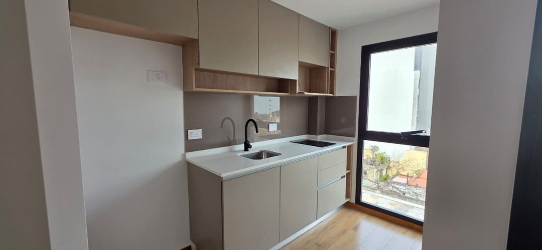 Venta monoambiente balcón Palermo Hollywood estren