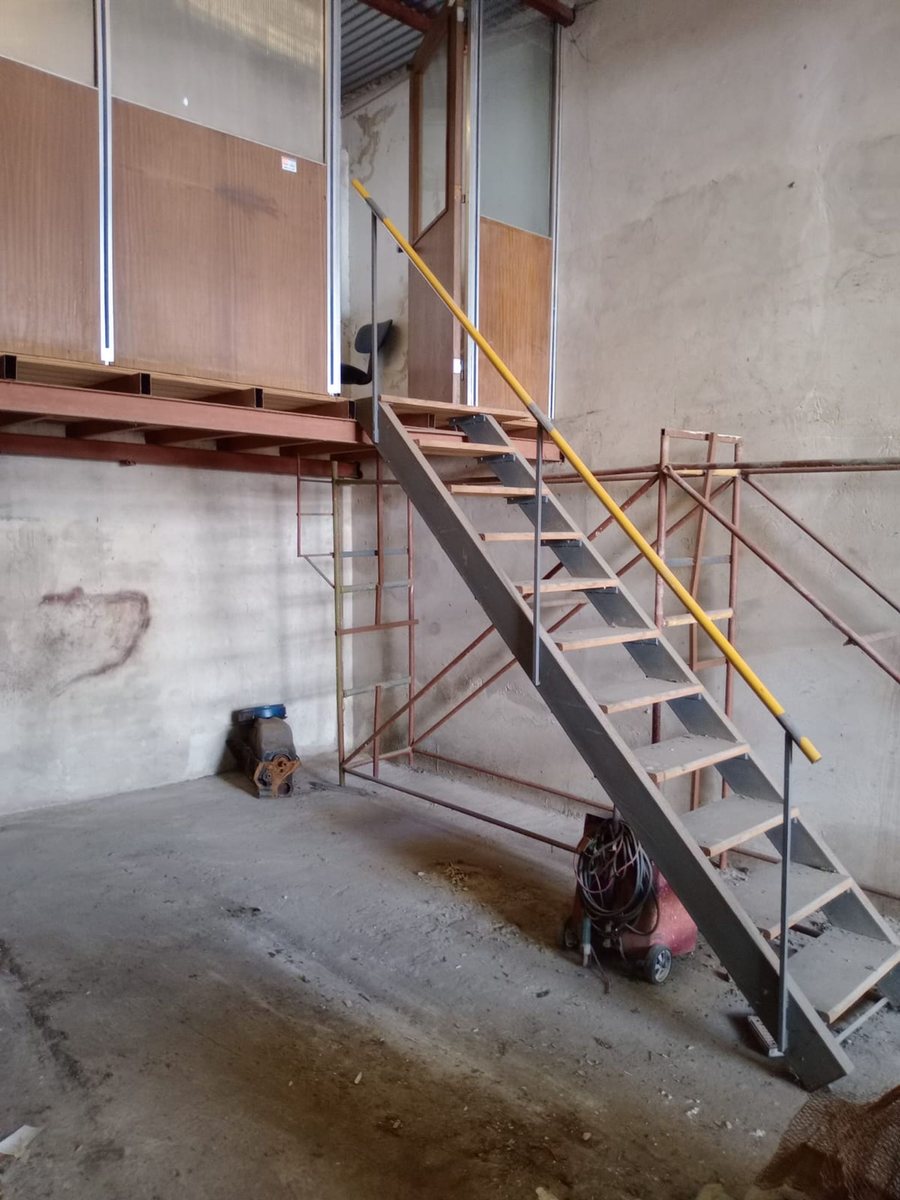 Foto 9 — Galpón/Taller/Deposito 300 m2 aprox