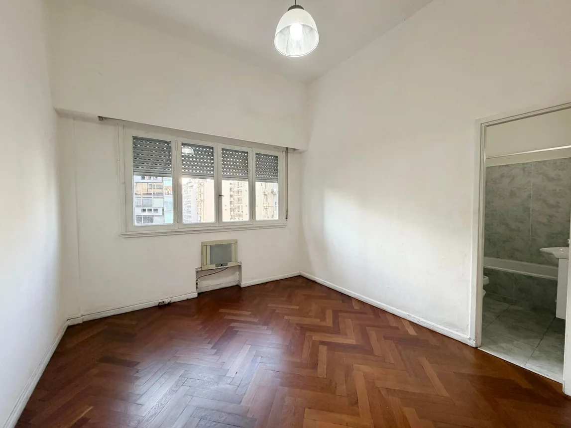 Departamento de 2 ambientes en alquiler en Monserrat, Avenida Belgrano 800