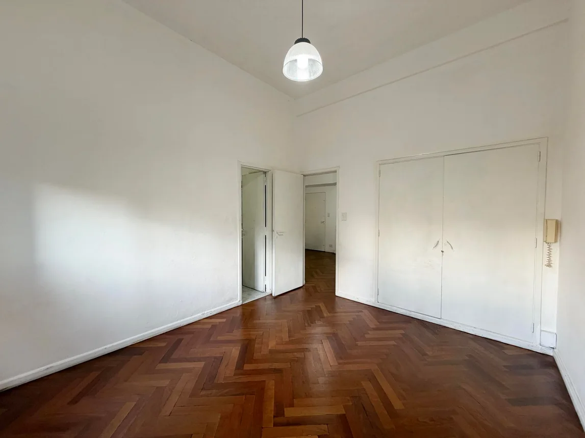 Departamento de 2 ambientes en alquiler en Monserrat, Avenida Belgrano 800, foto 3