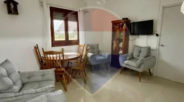 Apartamento cómodo con patio y muy buena ubicacion