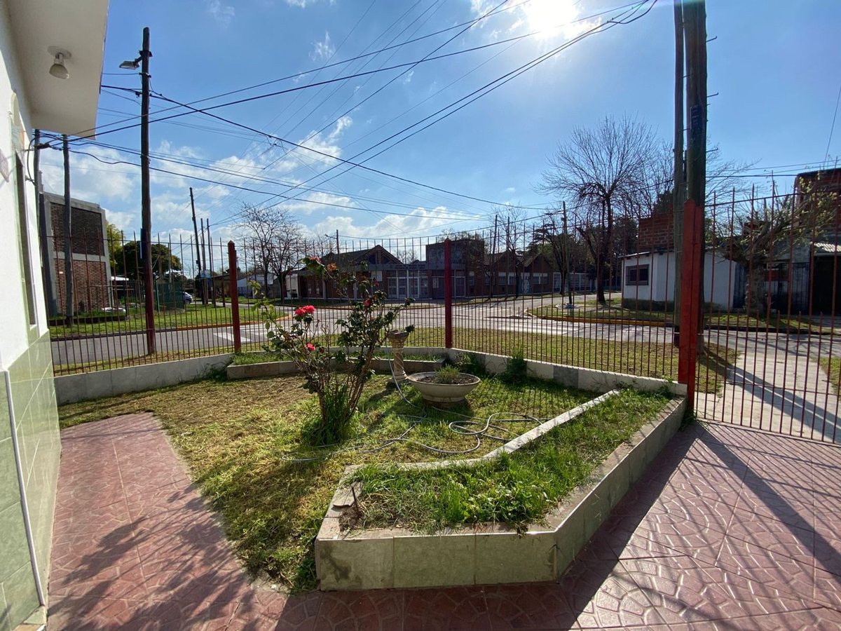 Foto 7 — CASA 3 ambientes EN VENTA Longchamps APTO CRÉDITO