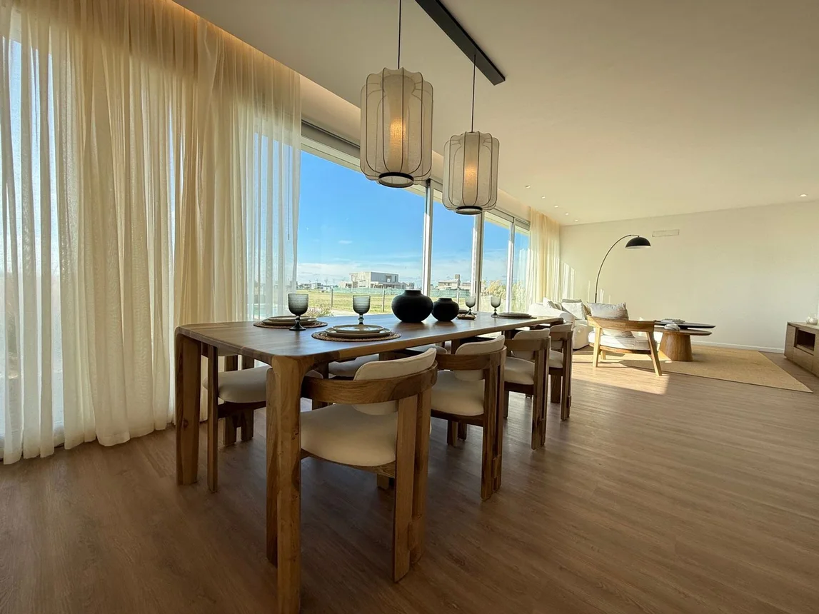 Casa de 6 ambientes en venta en Funes, Av Arturo Illia 0, foto 4