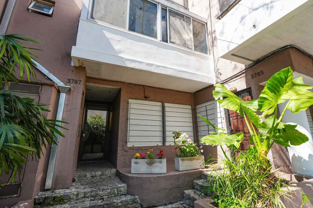 PH 3 ambientes, venta Saavedra con terraza.