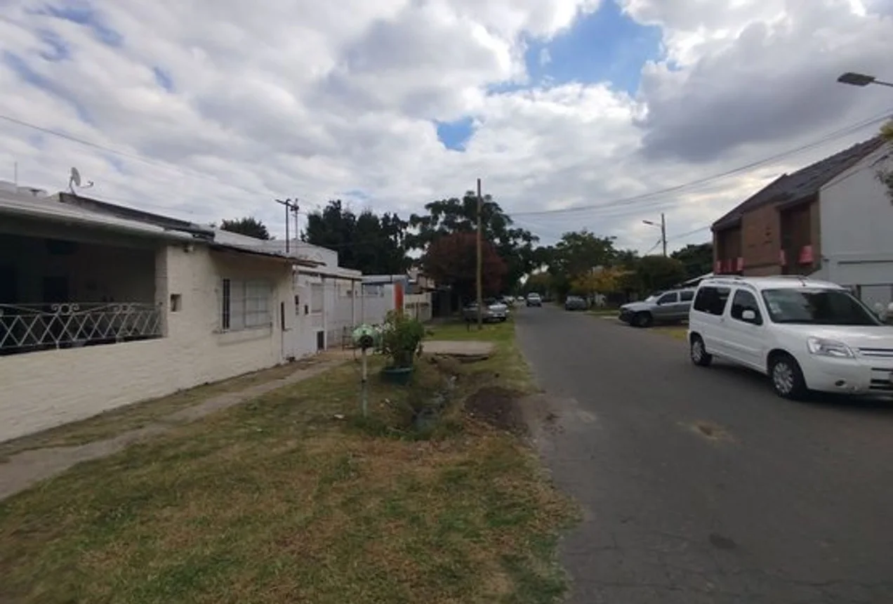 Casa en venta en Llavallol, foto 2