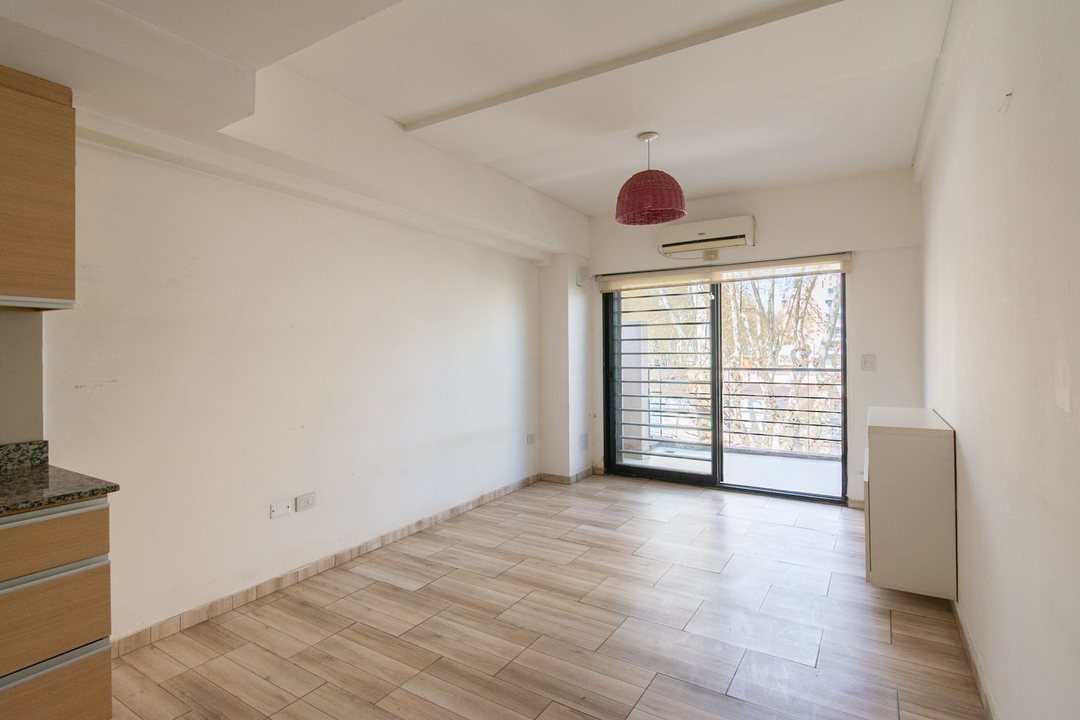 ALQUILER DEPTO 2 AMBIENTES CON BALCON EN PALERMO