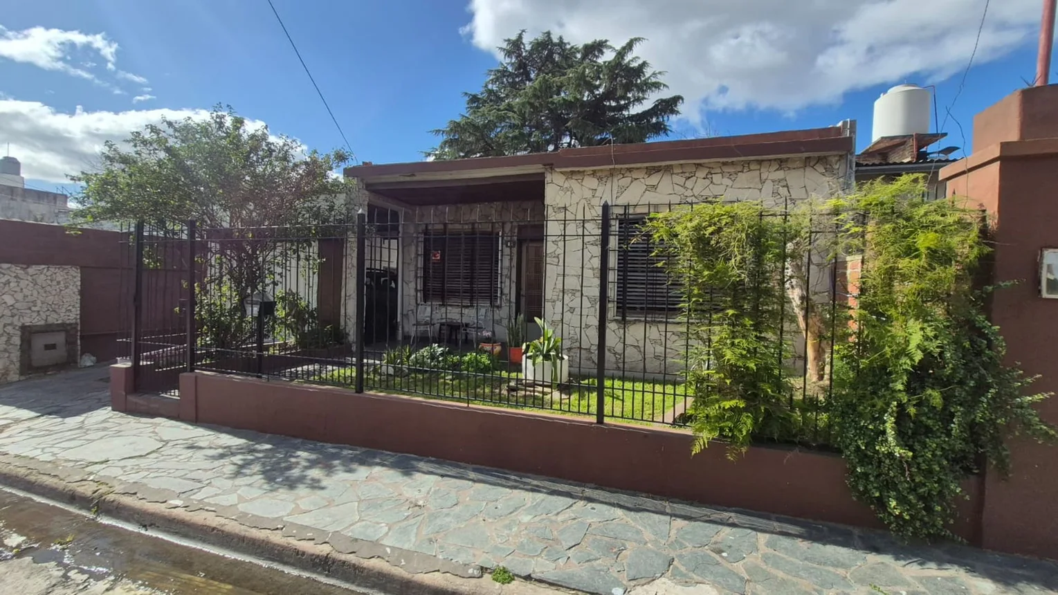 Casa de 3 ambientes en venta en Llavallol, Juan B. Justo 0, foto 2