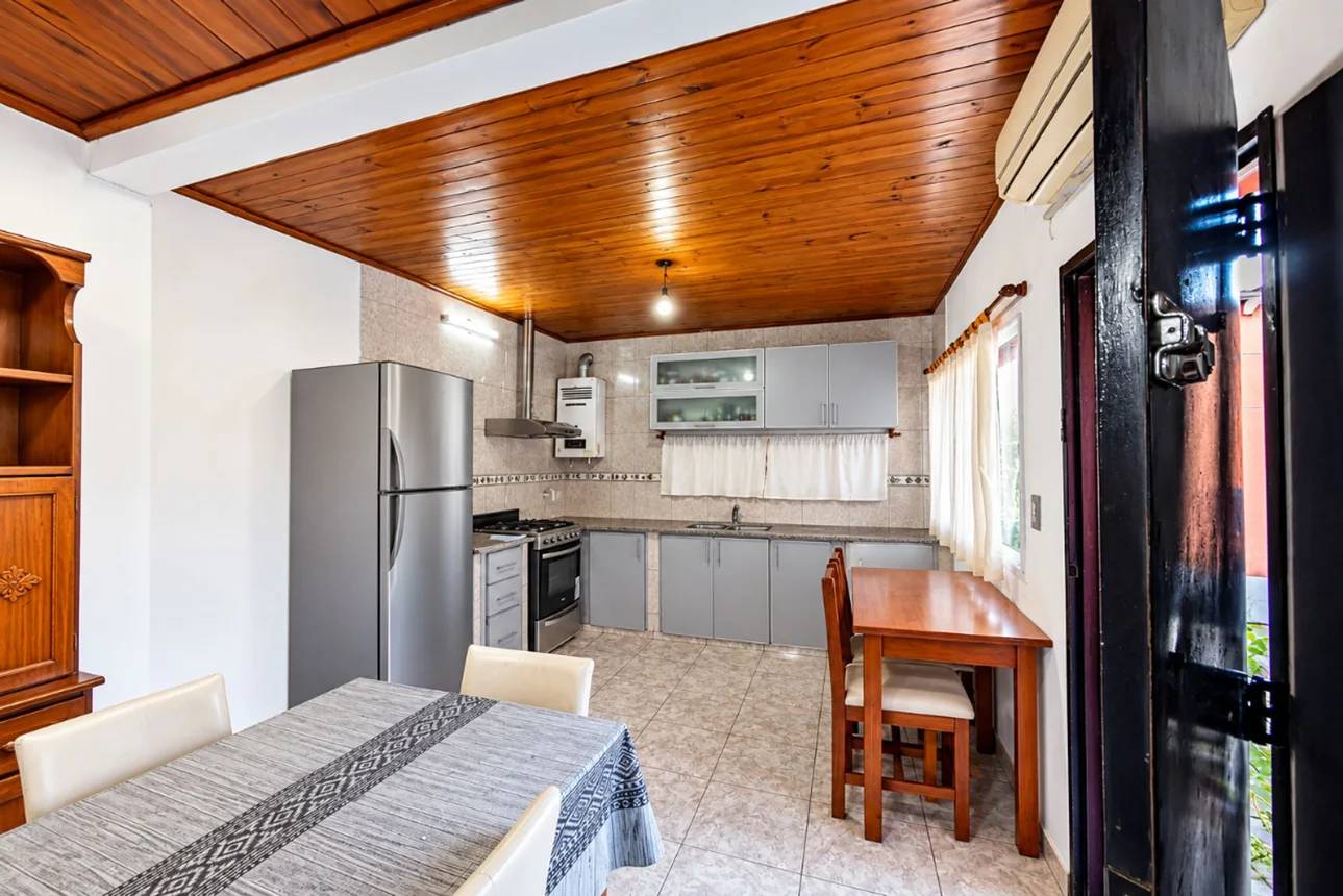 Departamento de 2 ambientes en venta en La Plata, Calle 137 Esquina 33 2000