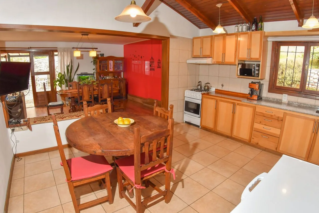 Casa de 5 ambientes en venta en San Carlos de Bariloche, Tarija 600, foto 4