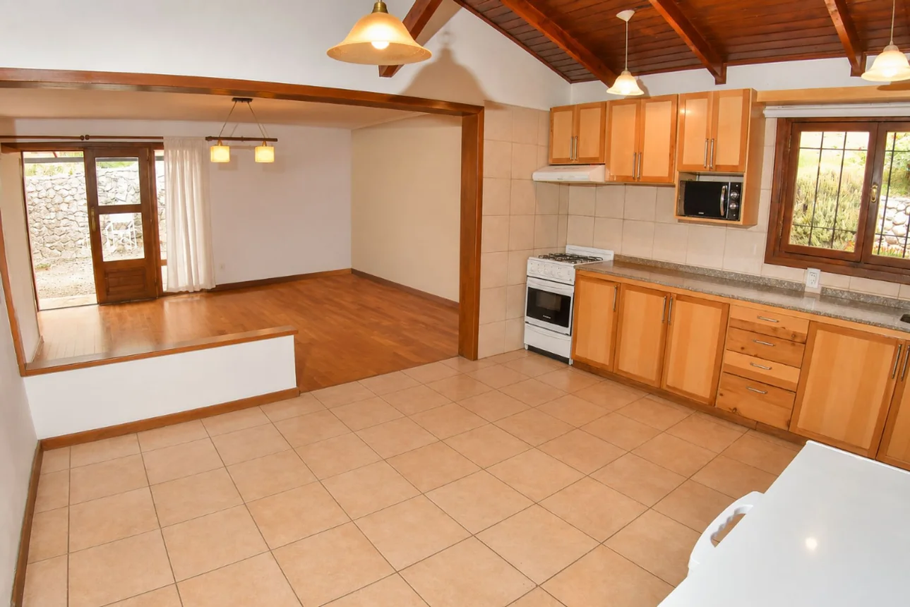 Casa de 5 ambientes en venta en San Carlos de Bariloche, Tarija 600, foto 3