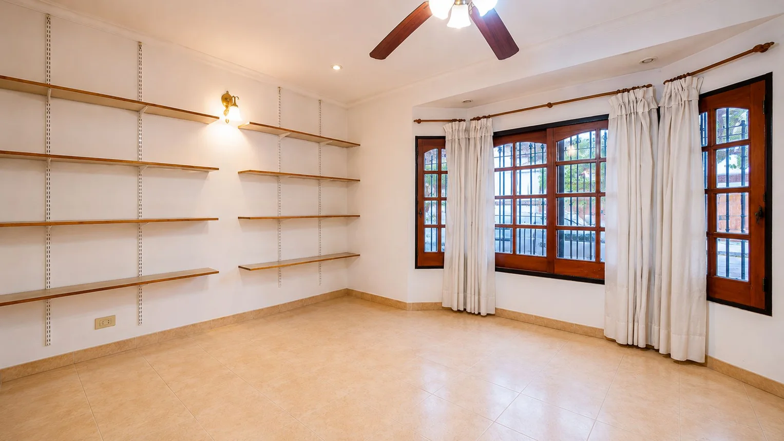 Casa en venta en Olivos, foto 3