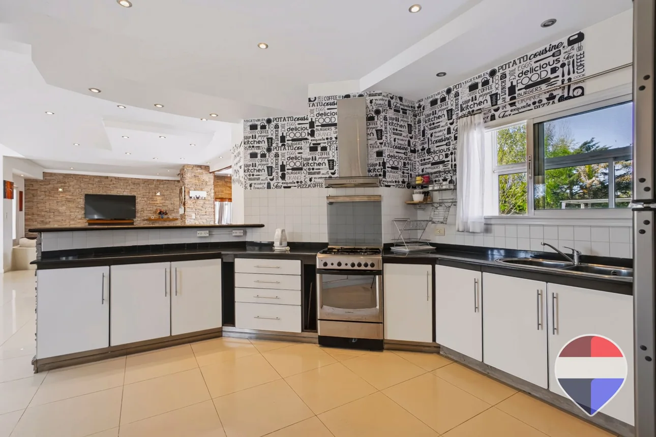 Casa en venta en La Plata, foto 4