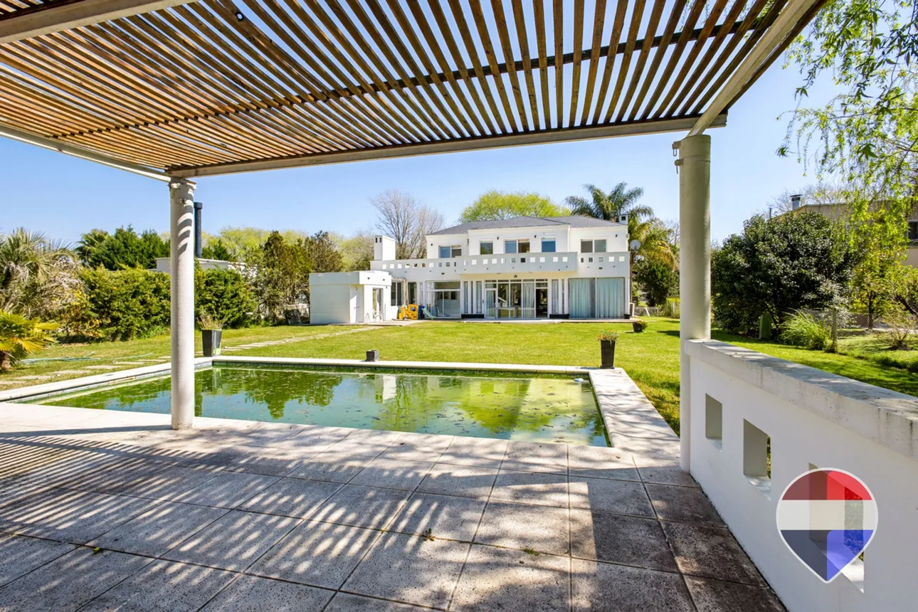 Casa en venta en La Plata, foto 3