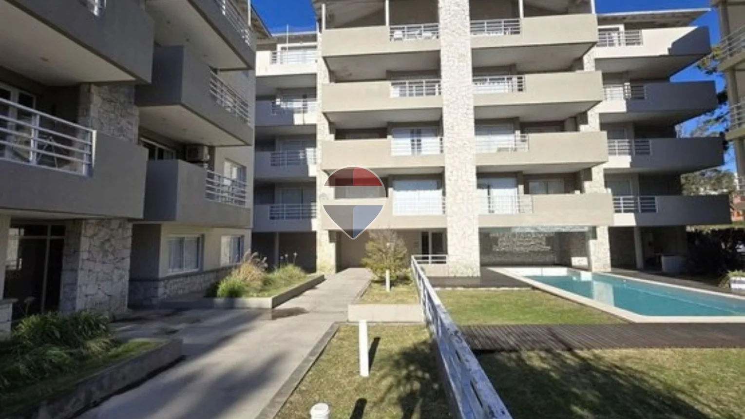 Departamento de 3 ambientes en venta en Pinamar, Avenida Enrique Shaw 1000, foto 2