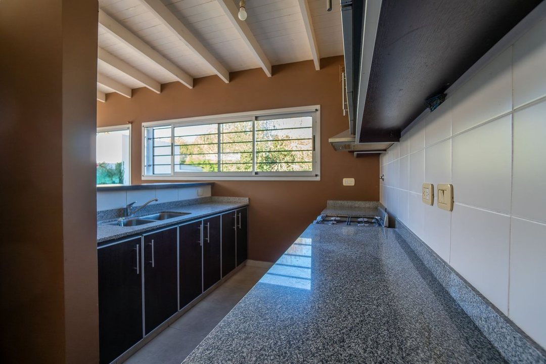 Casa en Venta 3 dormitorios en Villa Elisa