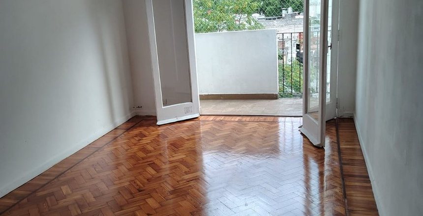 3 AMB. BALCON FRENTE, ALMAGRO 59,15 M2,  US 88.000