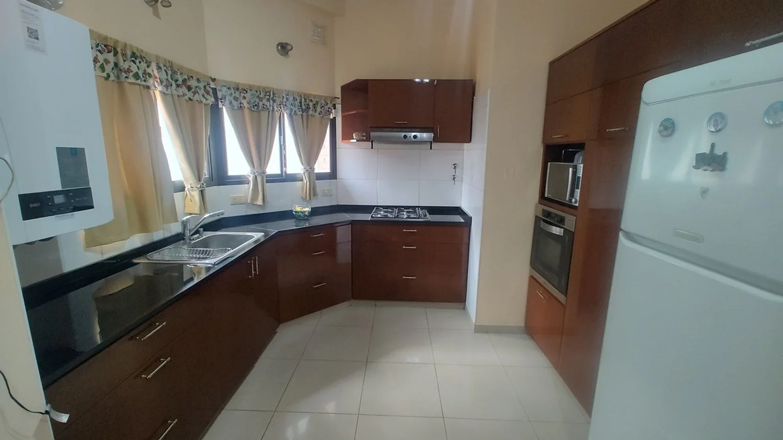 Casa de 4 ambientes en venta en Sarandí, Pasaje Canning 2600, foto 3