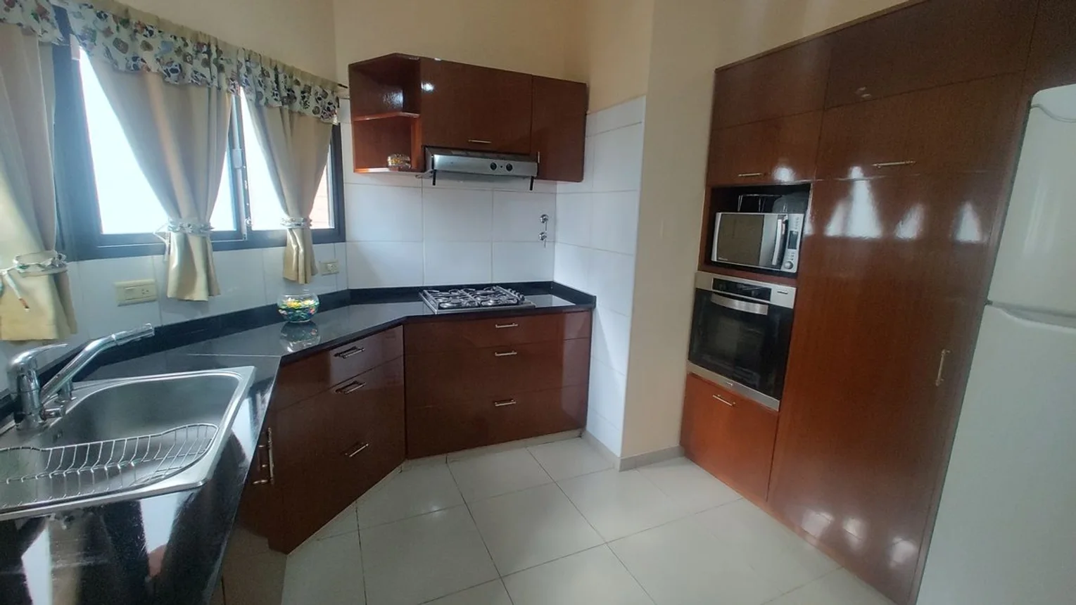 Casa de 4 ambientes en venta en Sarandí, Pasaje Canning 2600, foto 4