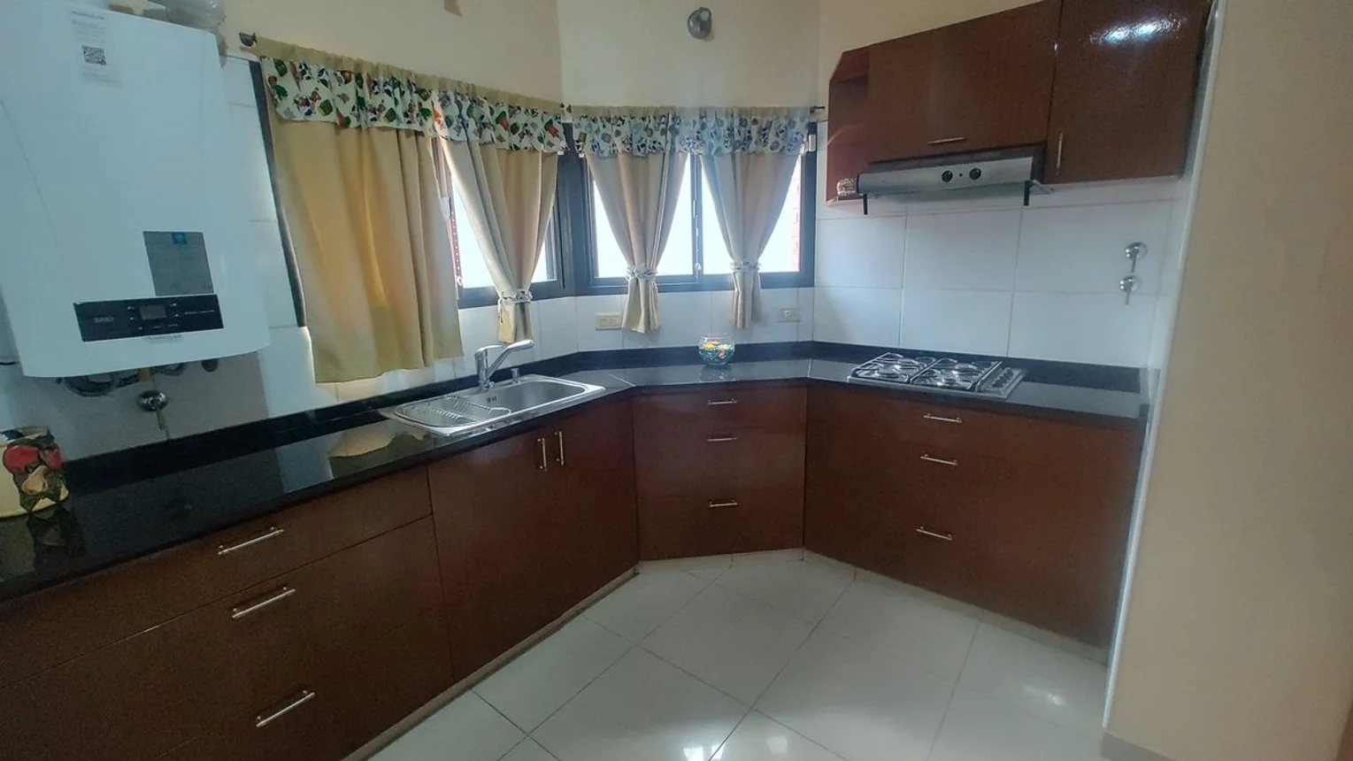 Casa de 4 ambientes en venta en Sarandí, Pasaje Canning 2600, foto 5