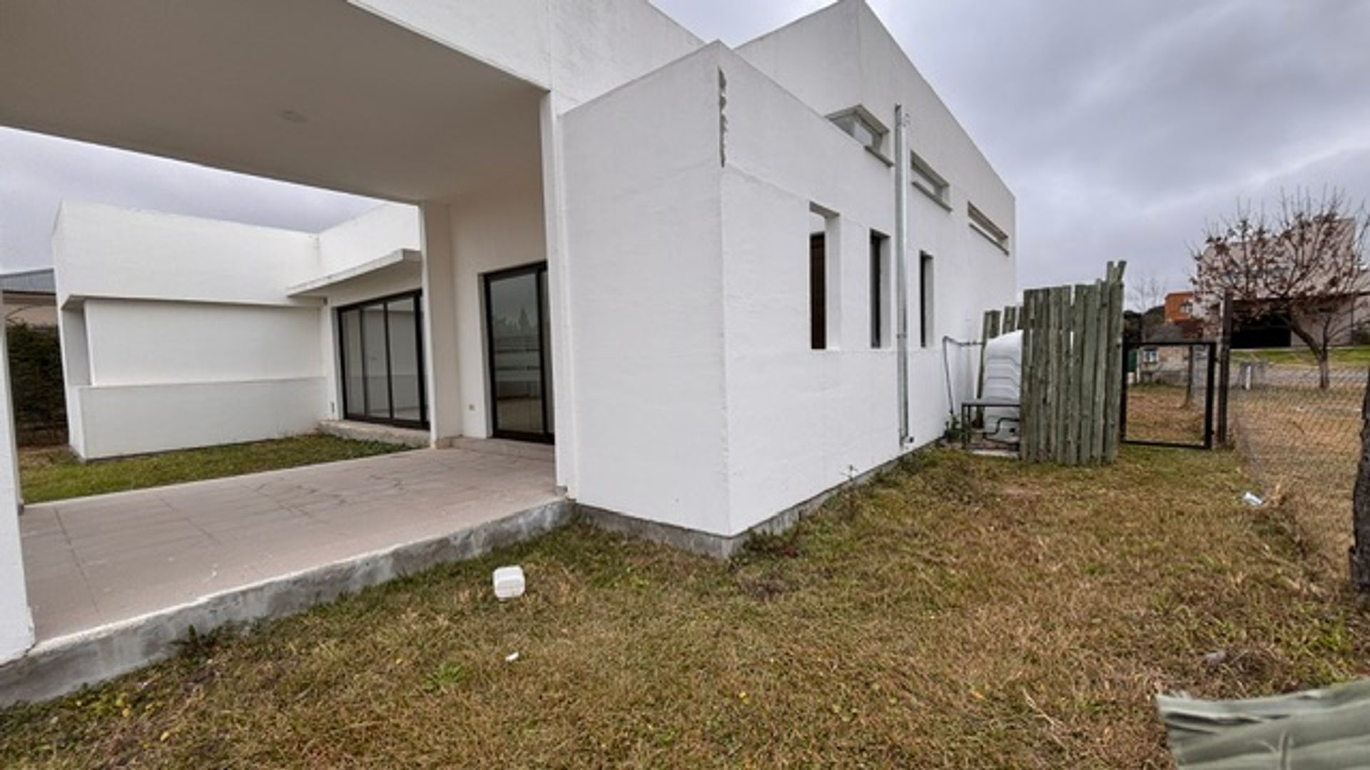 CASA VENTA JARDINES DE SAN LORENZO ACEPTA PERMUTA - foto 16