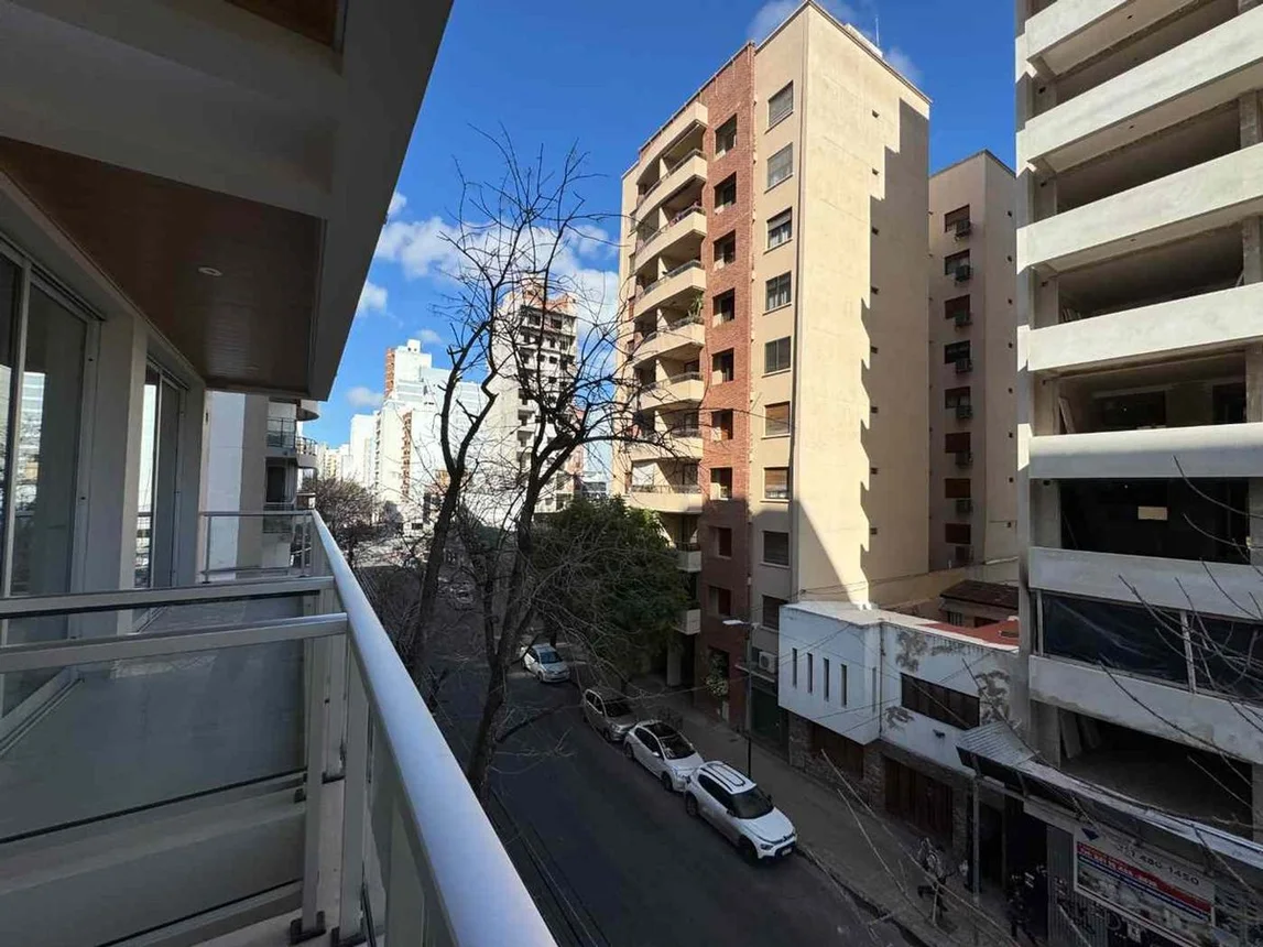 Departamento en venta en La Plata, foto 2