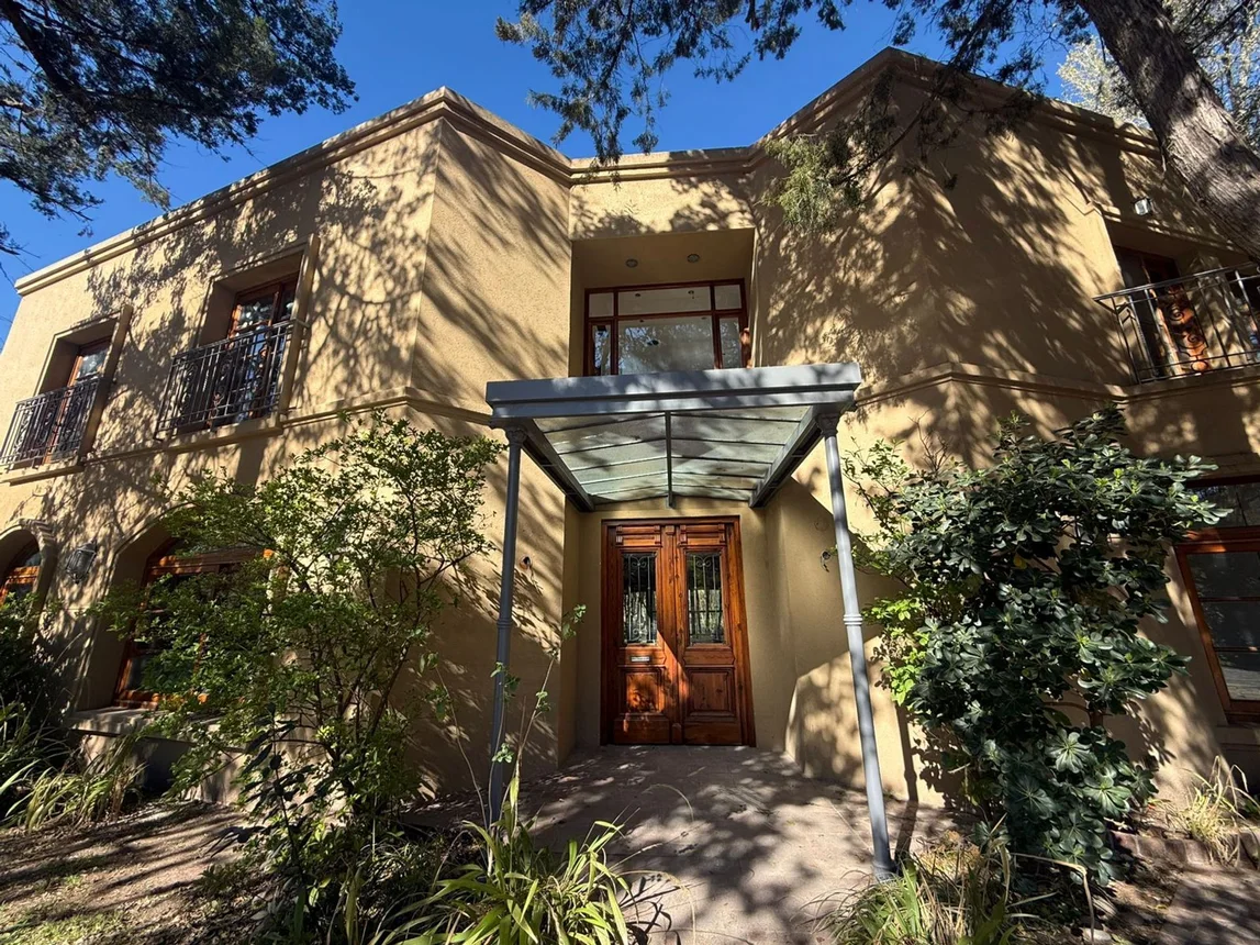 Casa en venta en Belén de Escobar, foto 2
