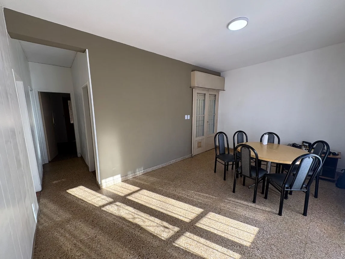 PH de 4 ambientes en venta en Lomas del Mirador, Alfredo Lorenzo Palacios 2700, foto 3