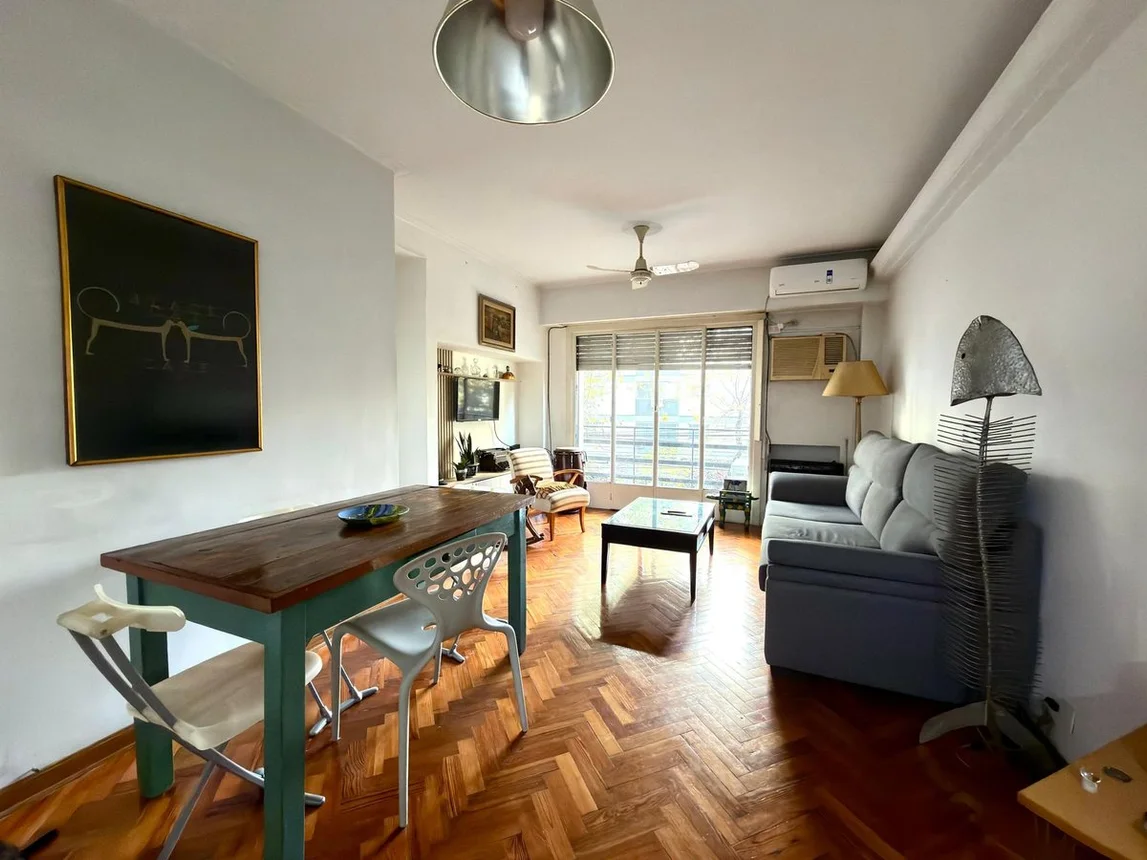 Semipiso de 4 ambientes en venta en Balvanera, Avenida Belgrano 2400
